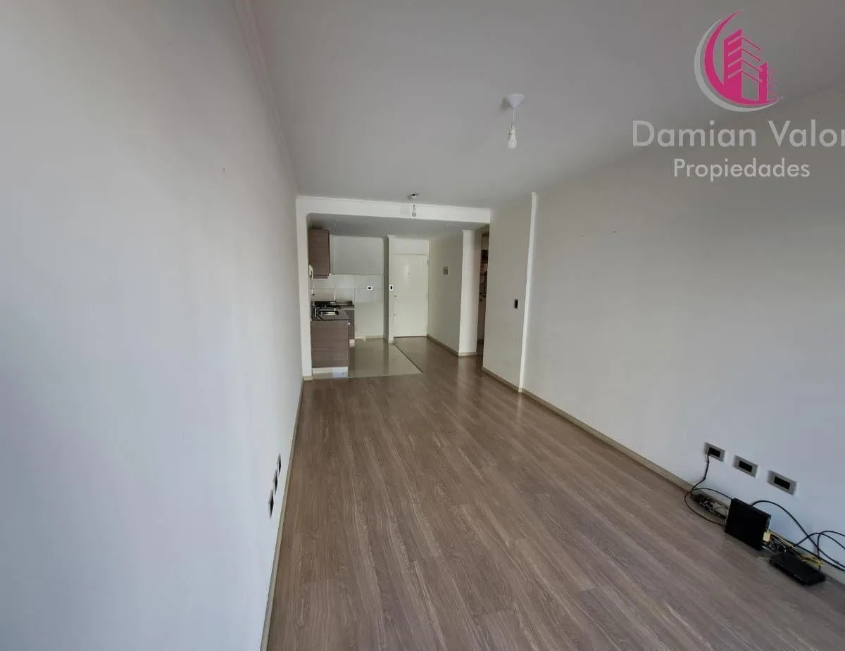 Excelente 2 Ambientes con Balcon Al Contrafrente, en Edificio con Full Amenities