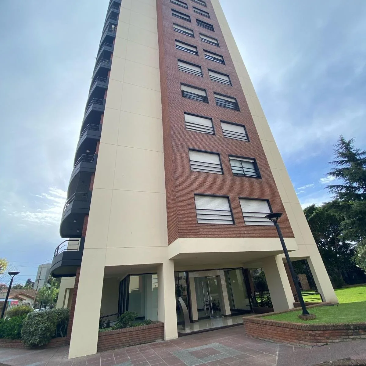 Departamento en Alquiler 3 Ambientes en Quilmes