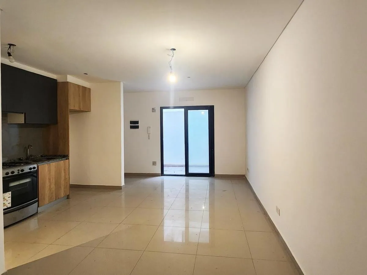 Departamento Monoambiente Alquiler Boedo Pb con Patio