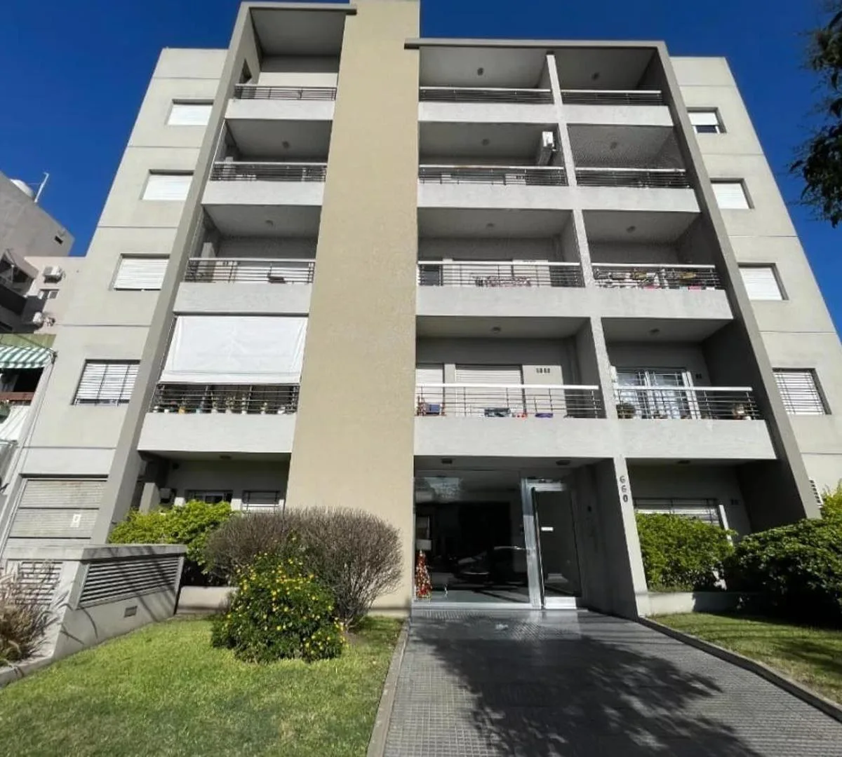 Departamento de 2 Ambientes - Castelar Sur
