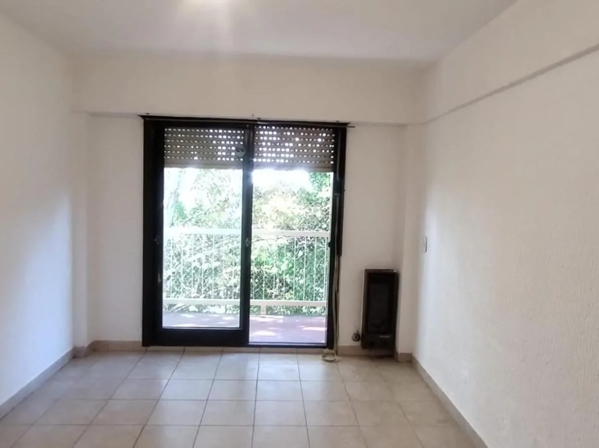 Excelente Depto.2 Ambientes Al Frente con Balcon