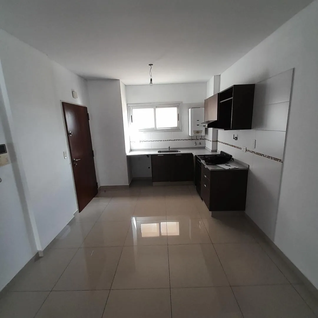 Monoambiente Al Contrafrente con Balcon