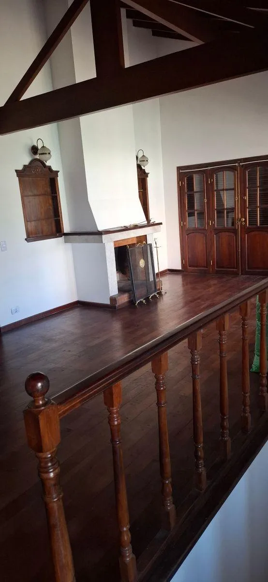 Casa en Planta Alta con 160 m&sup2; y 3 Dorm. en Alquiler, San Fernando