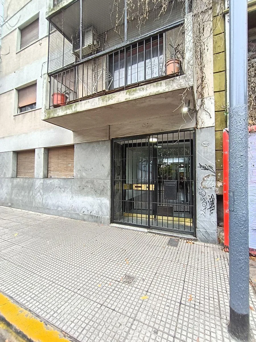 Excelente Departamento de 2 Ambientes en La Calle Moreno Al 2800, Balvanera