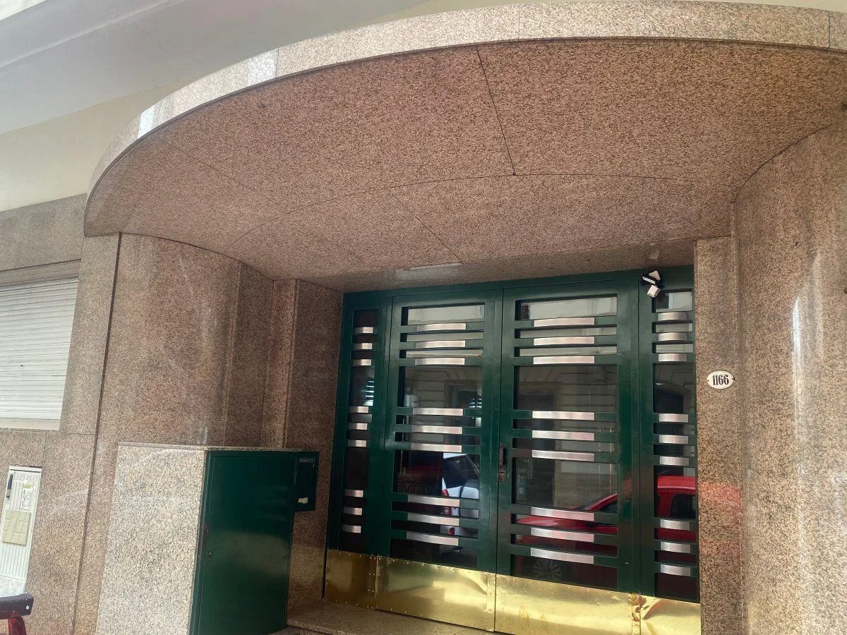 Departamento de 65 m&sup2; con 2 Dorm. en Alquiler en Recoleta