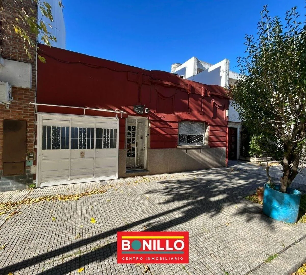 3-room house with patio and terrace