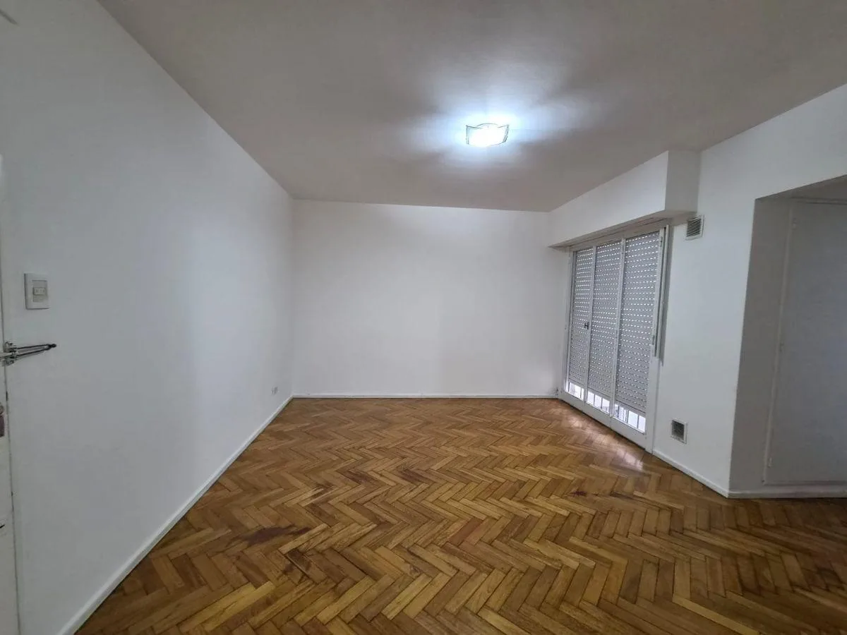 One-bedroom apartment for rent in Munro
