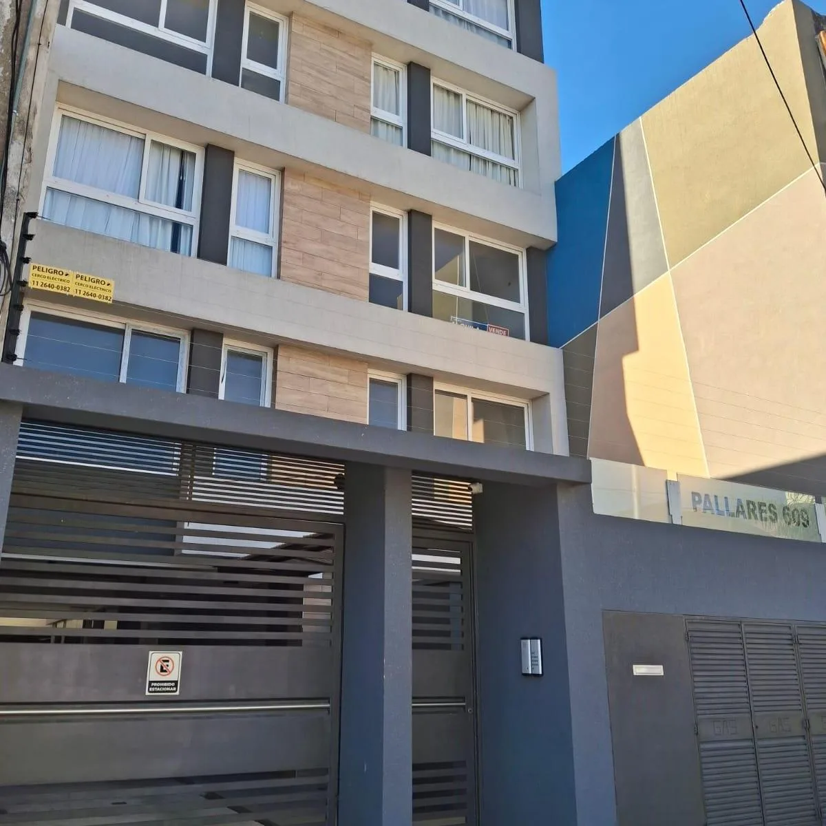 Studio novo, varanda frontal