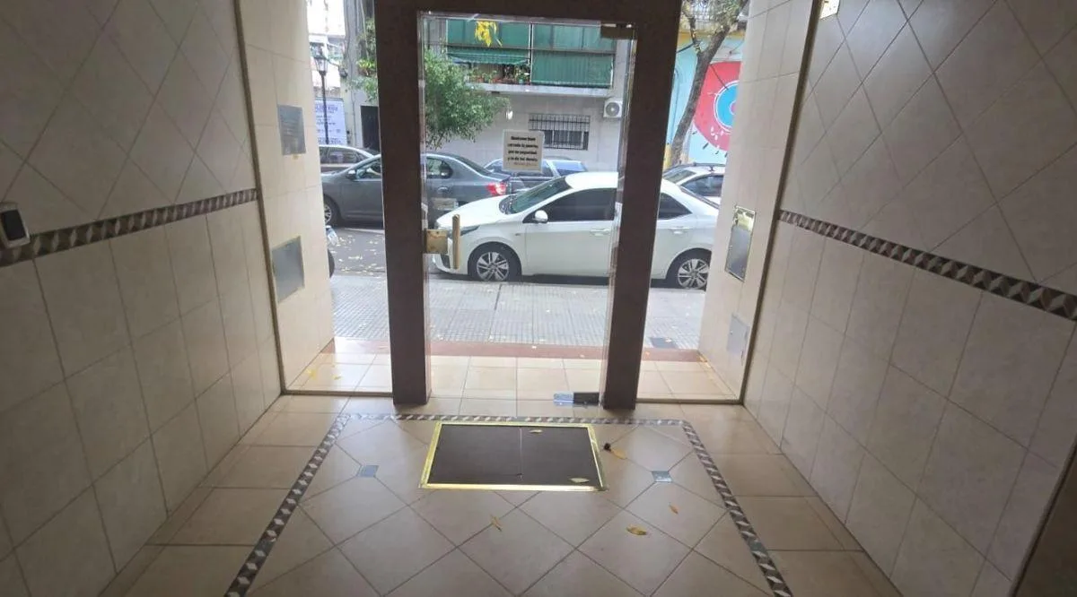 Balvanera a Pasos Shoping Abasto 2 Ambientes en Alquiler