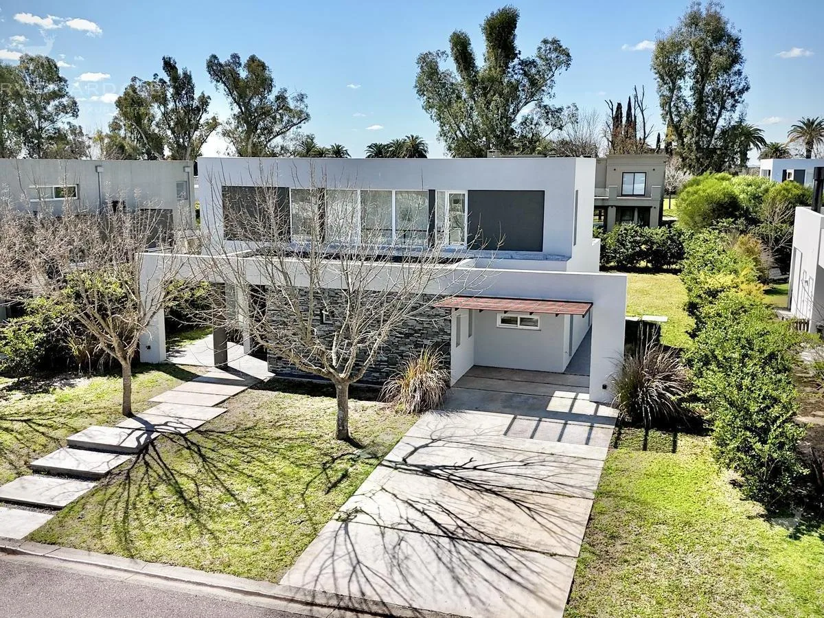 Casa de 5 Ambientes en Venta en La Reserva Cardales