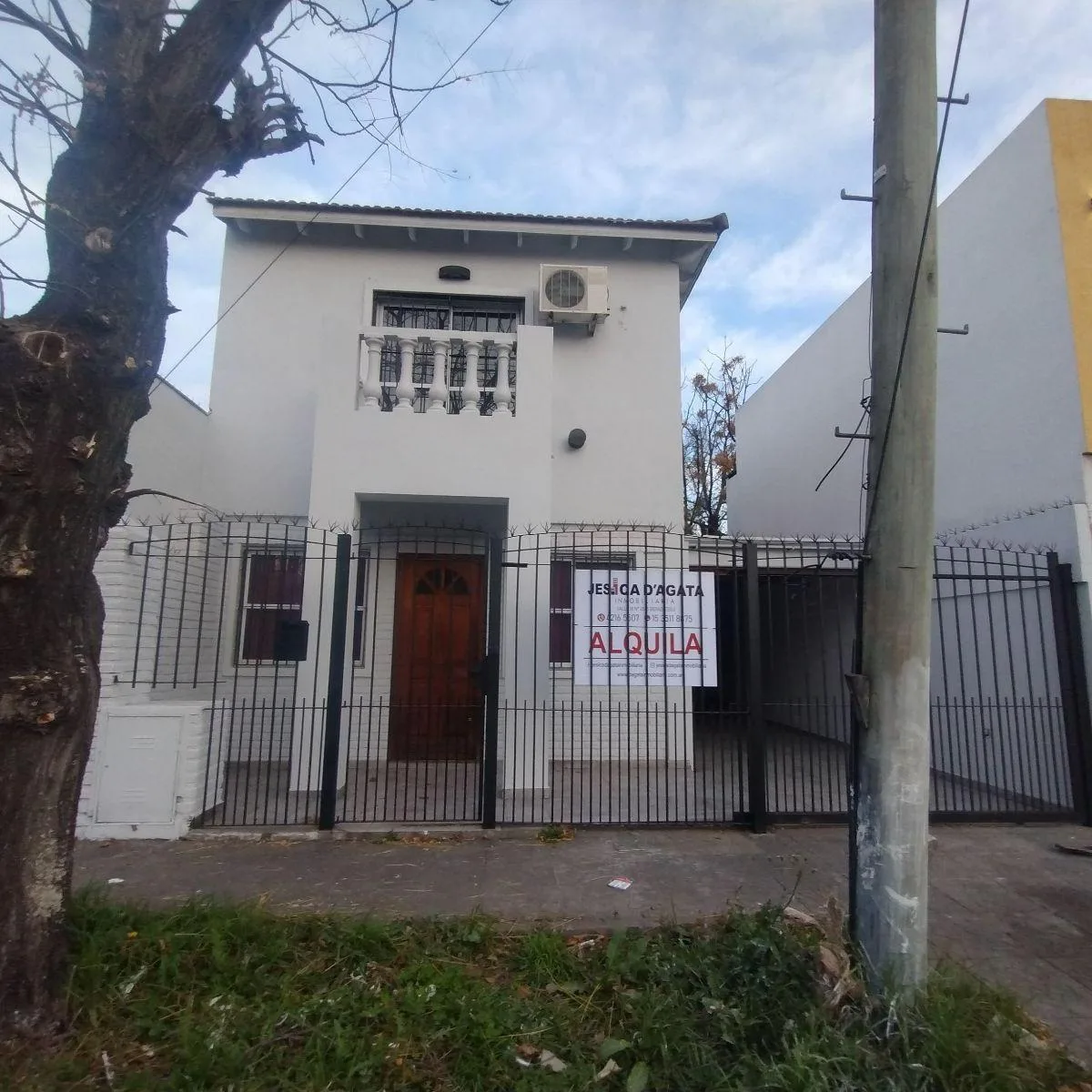 Duplex en Dos Plantas Berazategui Este Conc Cochera