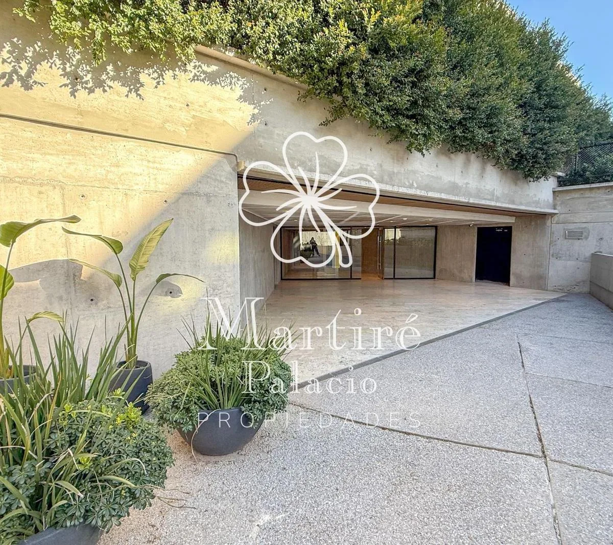 Three-bedroom apartment in Las Lomas de San Isidro