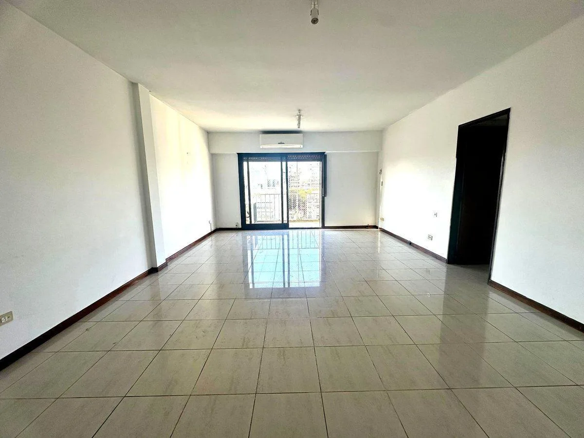 Three-bedroom apartment in Caballito