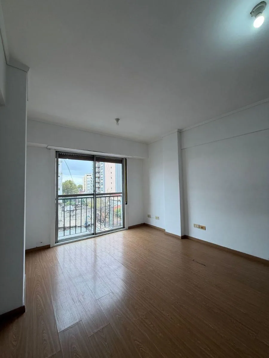 Departamento en Alquiler 3amb a 4 Cuadras de La Estacion Lanus