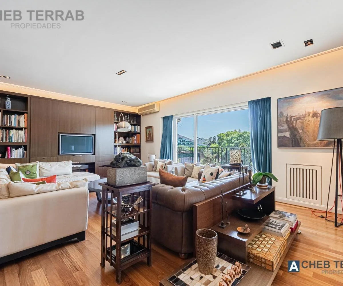 Departamento en Av Libertador Enfrente Rosedal