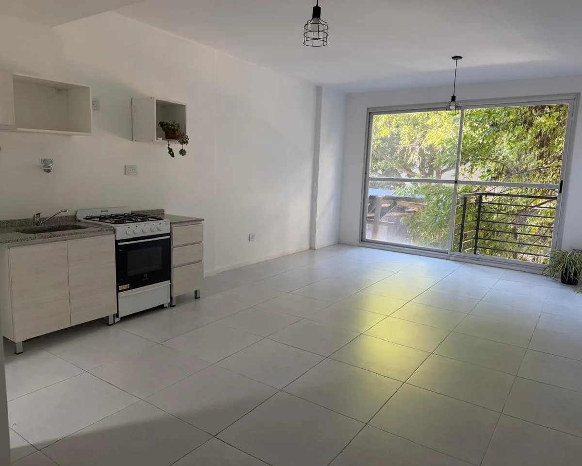 Oportunidad Amplio Monoambiente C/ Balcon