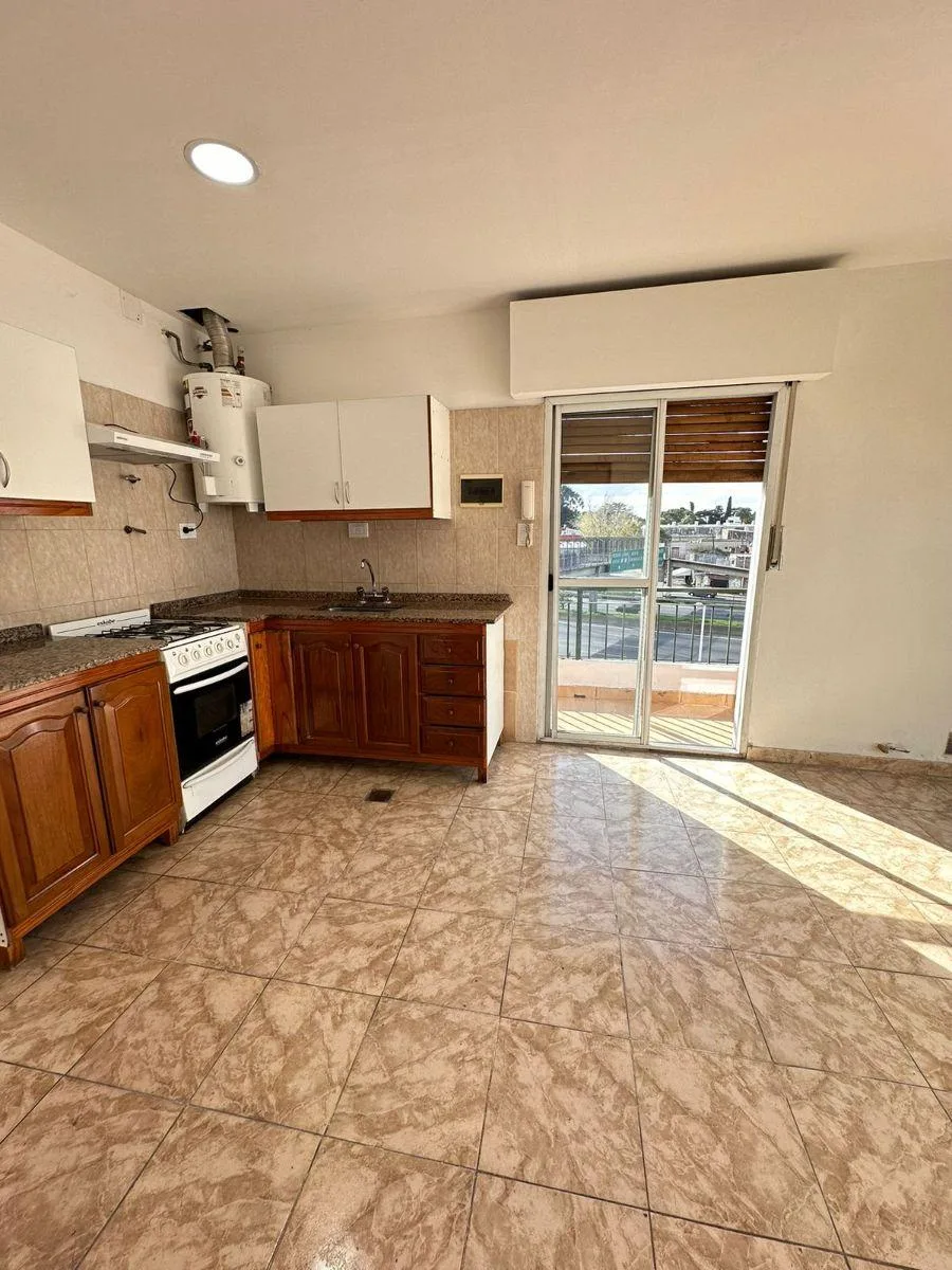 3rd floor, 3 balconies, 2 bedrooms