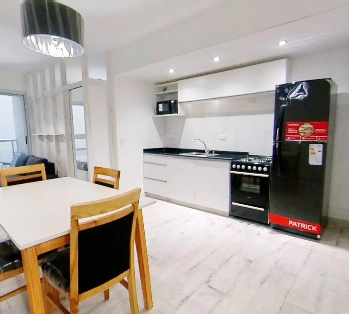 Departamento 2 Ambientes con Balcón 40 m&sup2;. Alq. 12/24 Meses