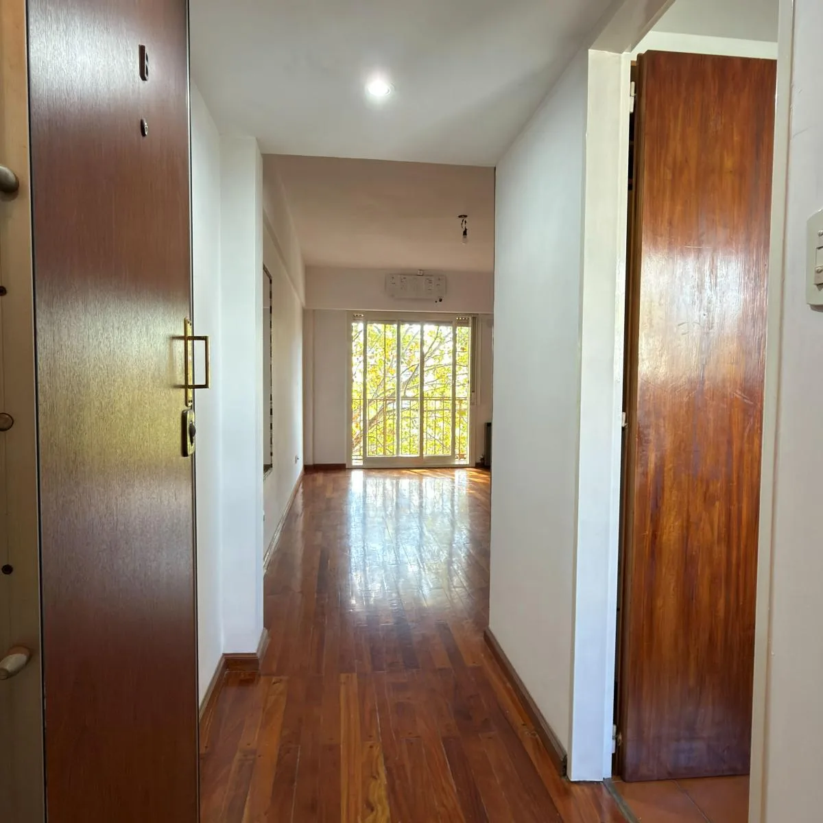 Departamento 2 y 1/2 Ambientes Al Frente - Villa del Parque