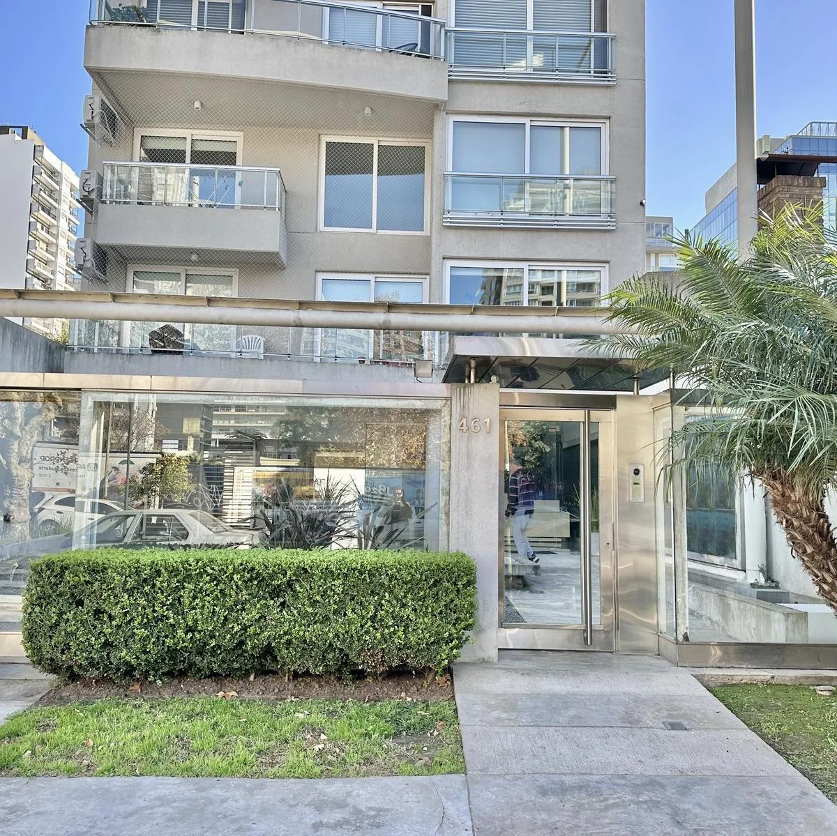 Sensacional Departamento de Diseño en Duplex con Cochera en Venta y Alquiler en El Puerto de Olivos