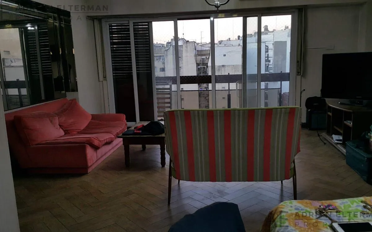 Recoleta 4 ambientes con balcón
