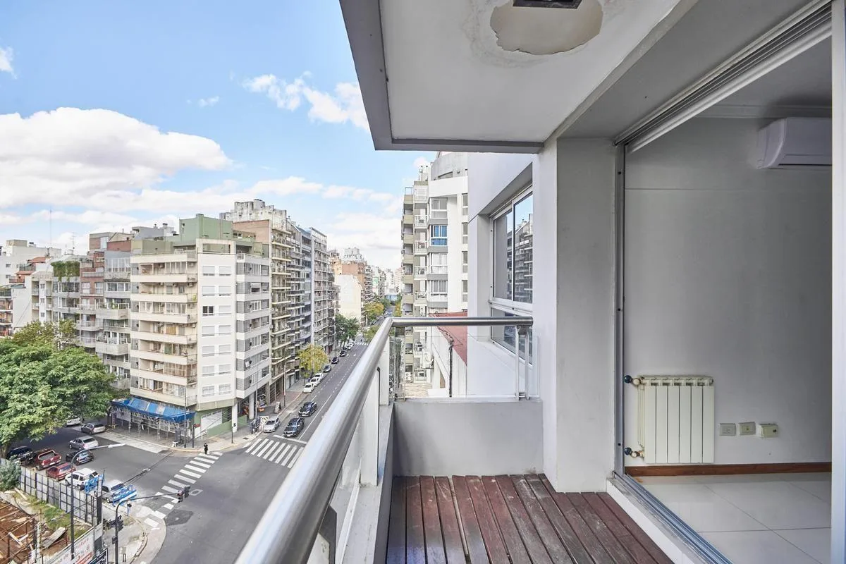2-room unit with balcony and pool