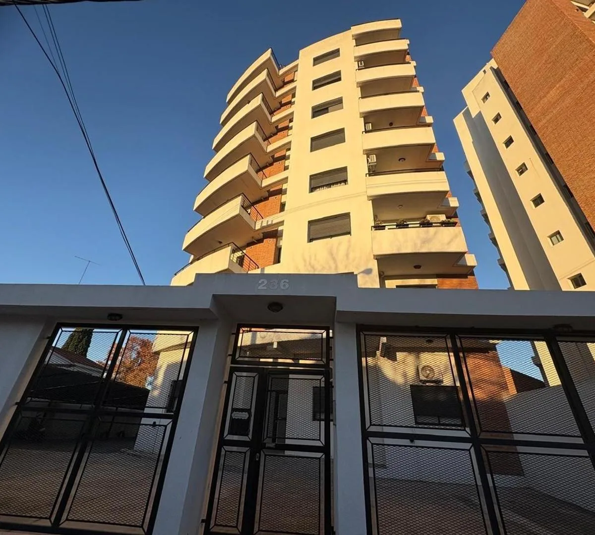 Departamento en Alquiler Campana