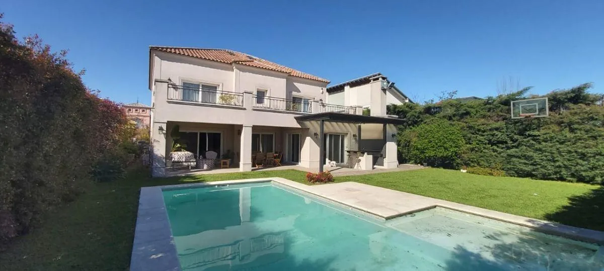 Alquiler Anual 4 Dorm + Play + Gran Ático, Barrio Cerrado Greenlands