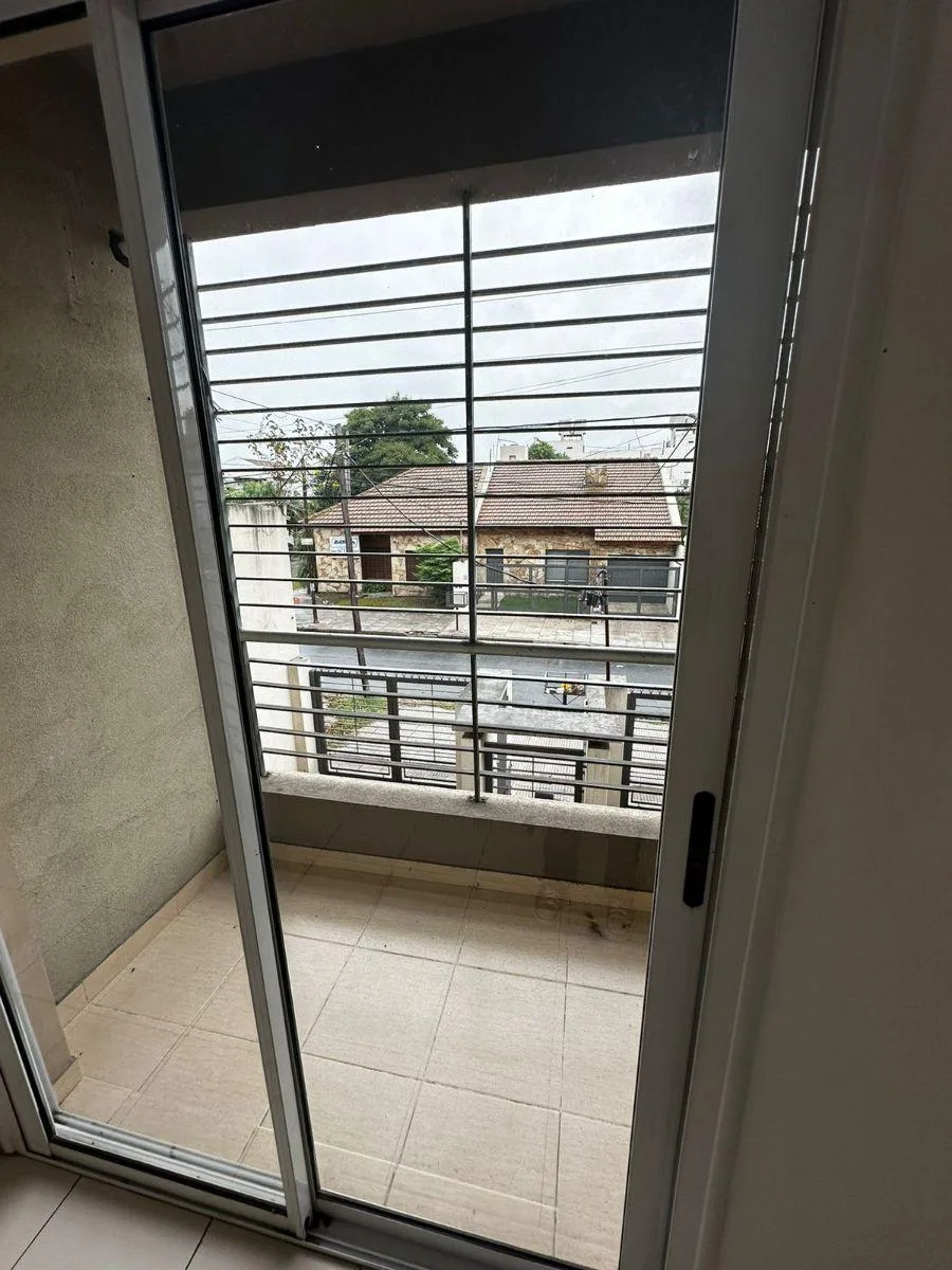 2 ambientes, 2 balcones