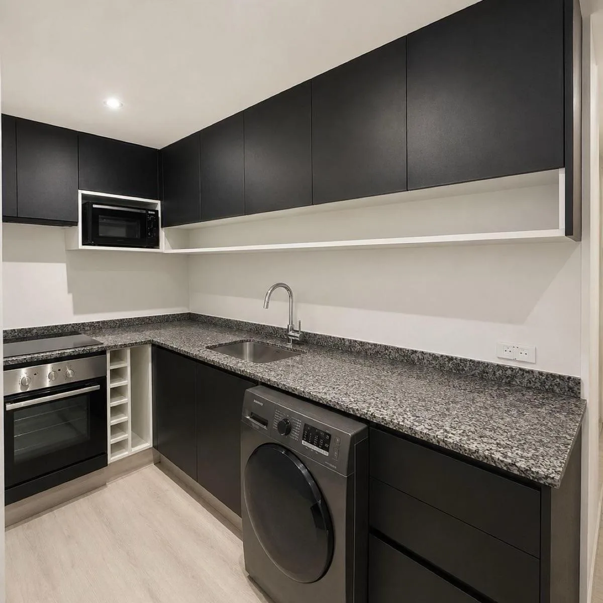 Flores, 2BR with parking