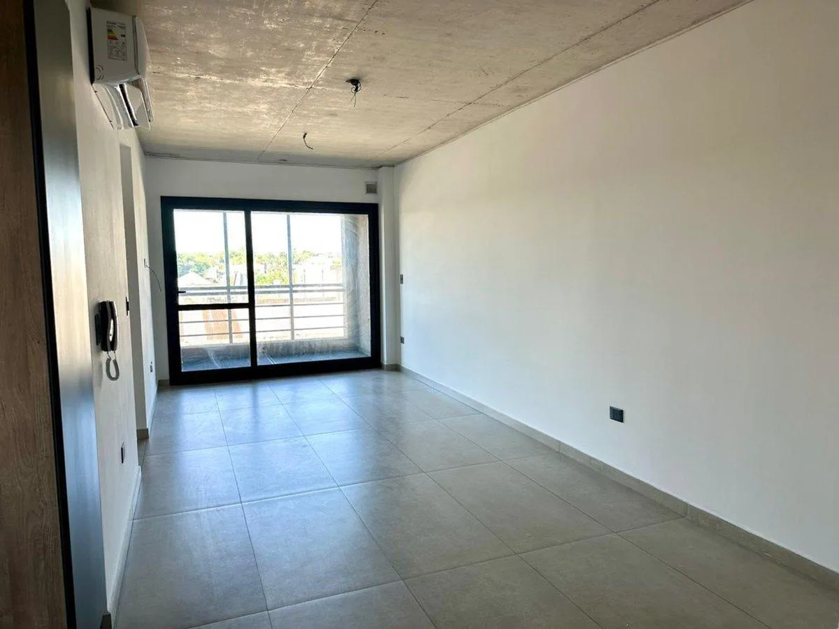 Alquiler Dpto 4 Amb con Balcón