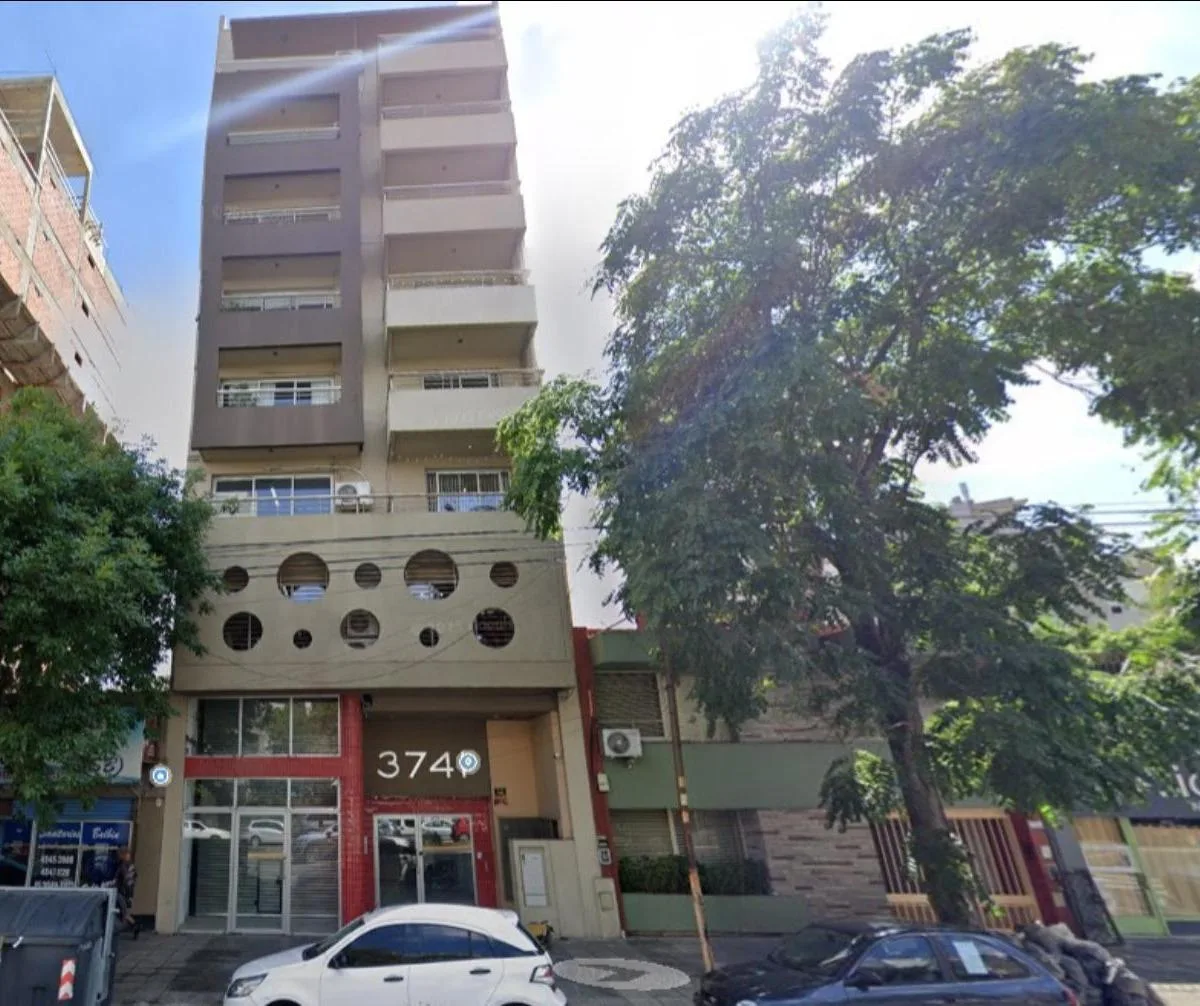 Regio Monoambiente en Alquiler Al Frente con Balcón en Pleno Saavedra