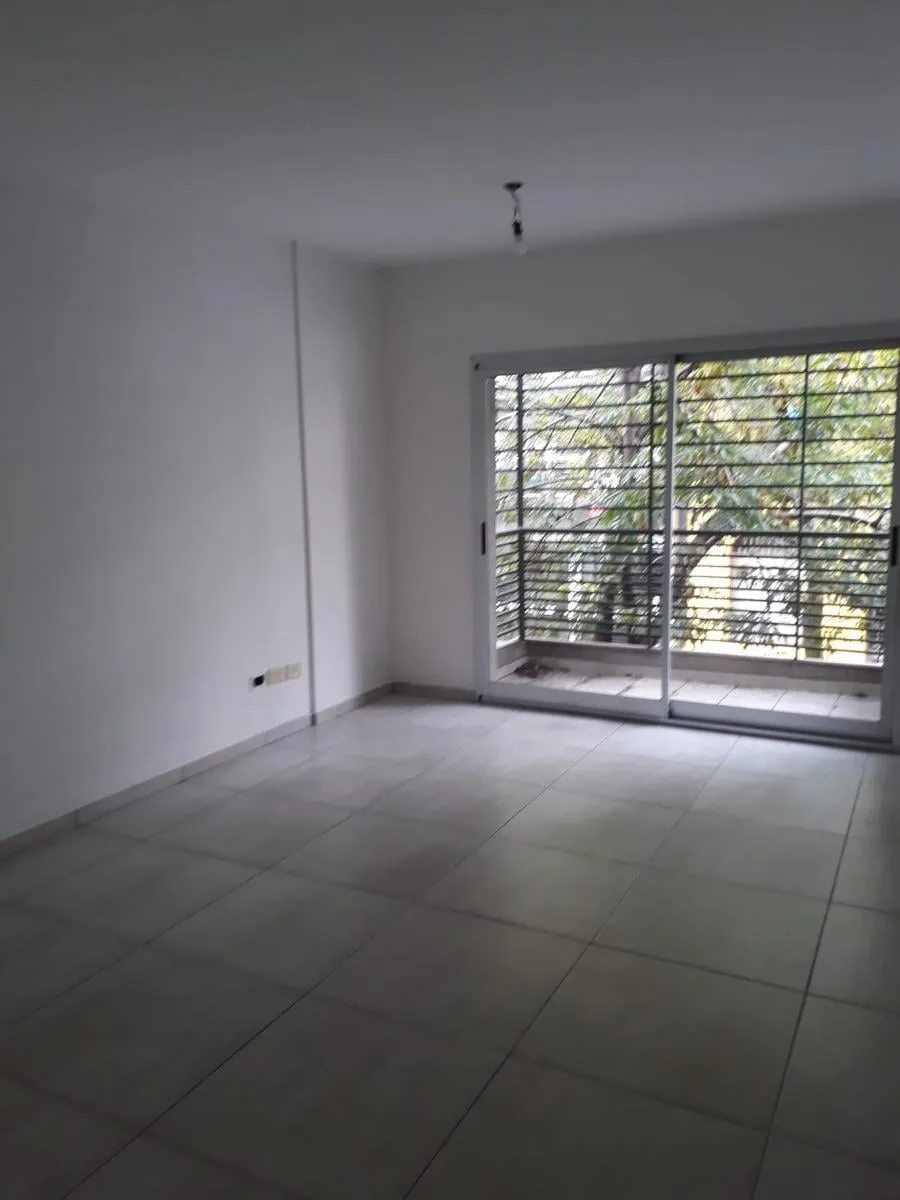 Semipiso 2 Ambientes con Patio y Amenities en Caballito