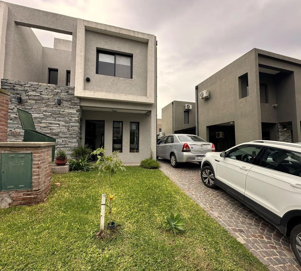 Alquiler en Barrio Cerrado Zona Oeste