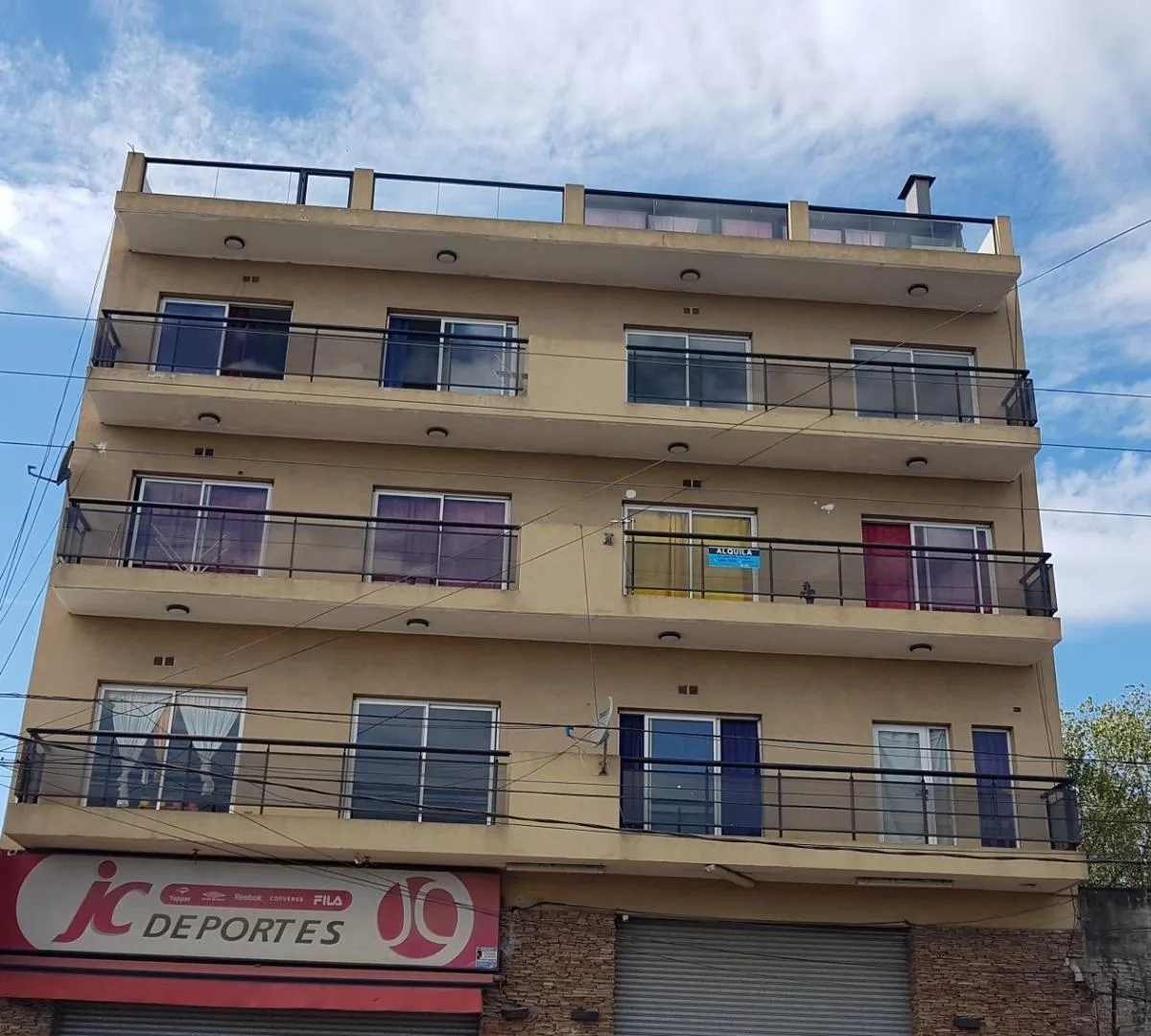 Departamentos 2 Ambientes Amplio. Excelente Estado