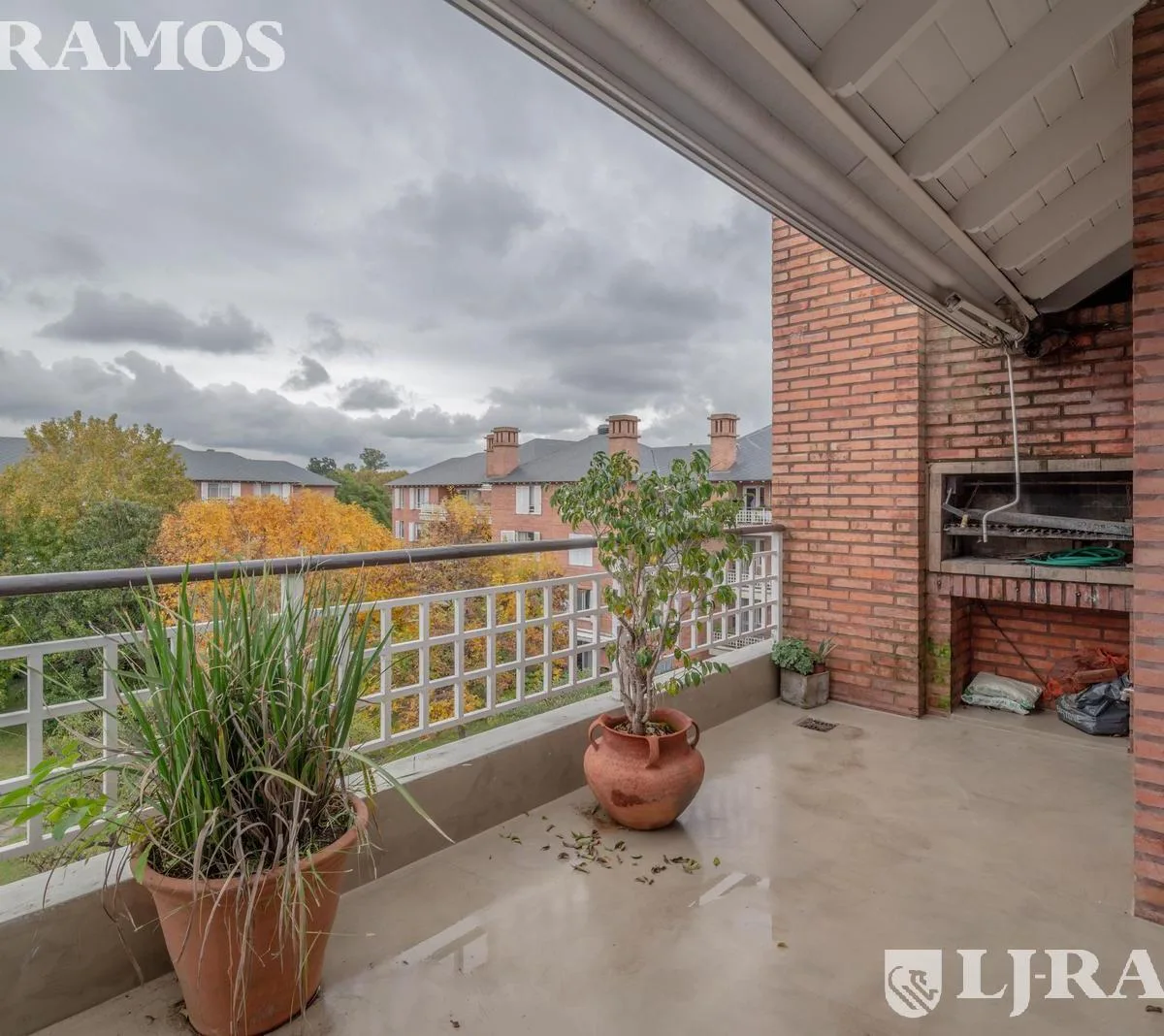 3-room apartment with terrace