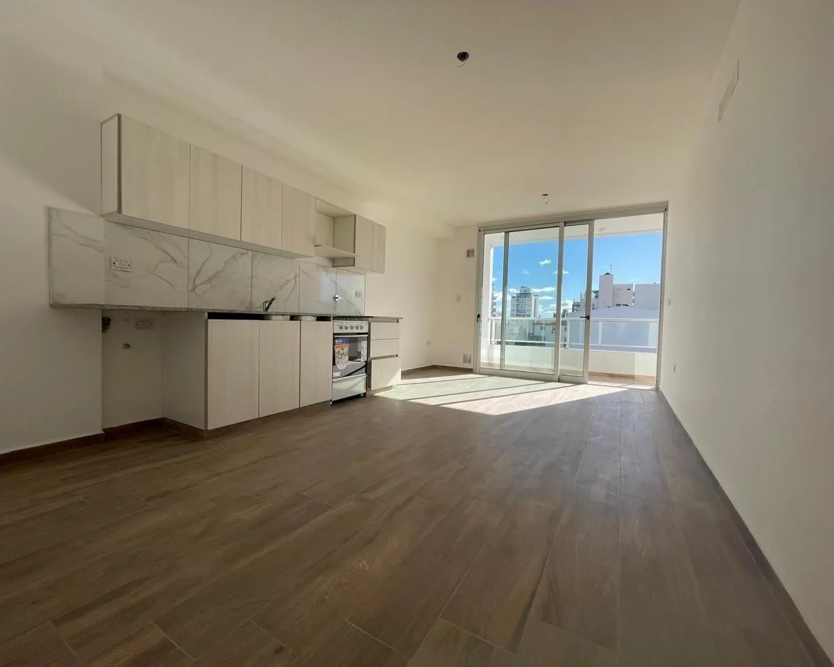 Monoambiente en Alquiler 40 11 y 12