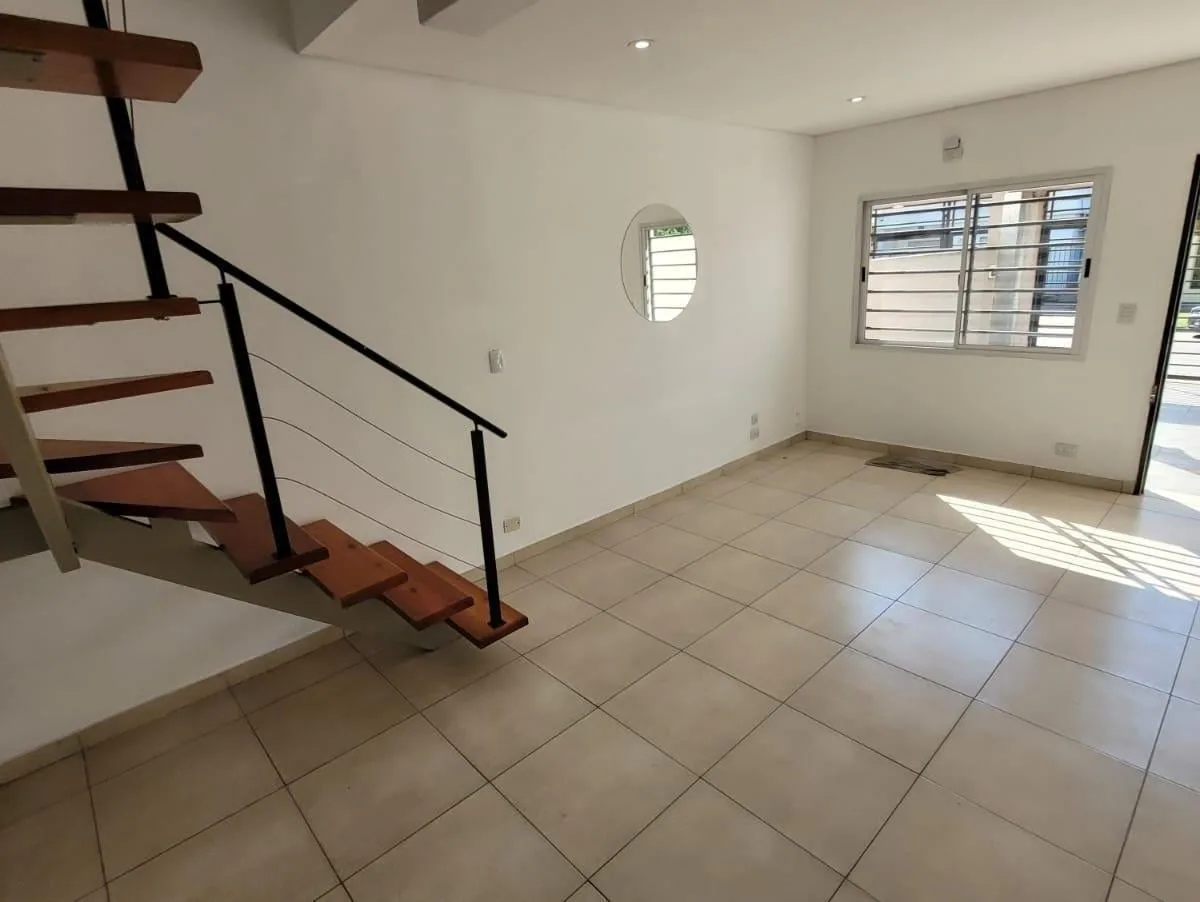 Duplex en Alquiler en Monte Grande