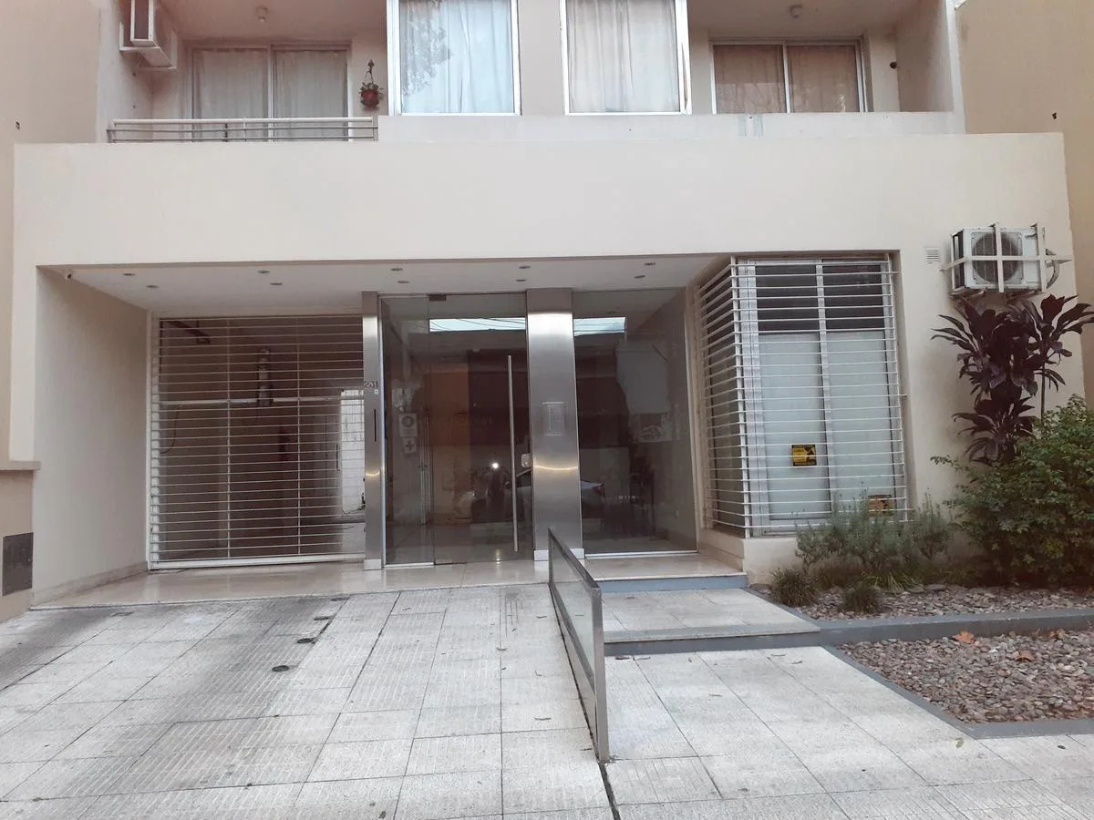 Departamento 2 Amb. con Cochera