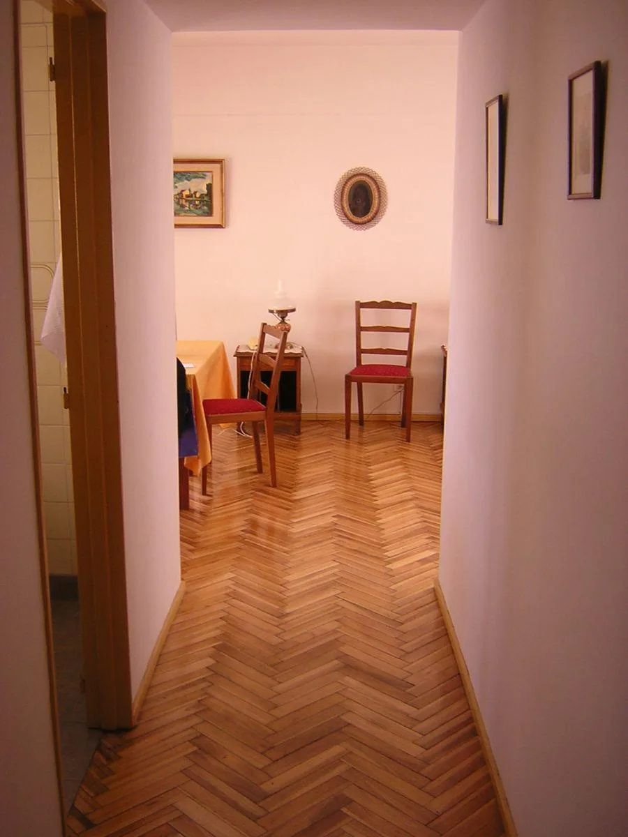 Studio with French balcony