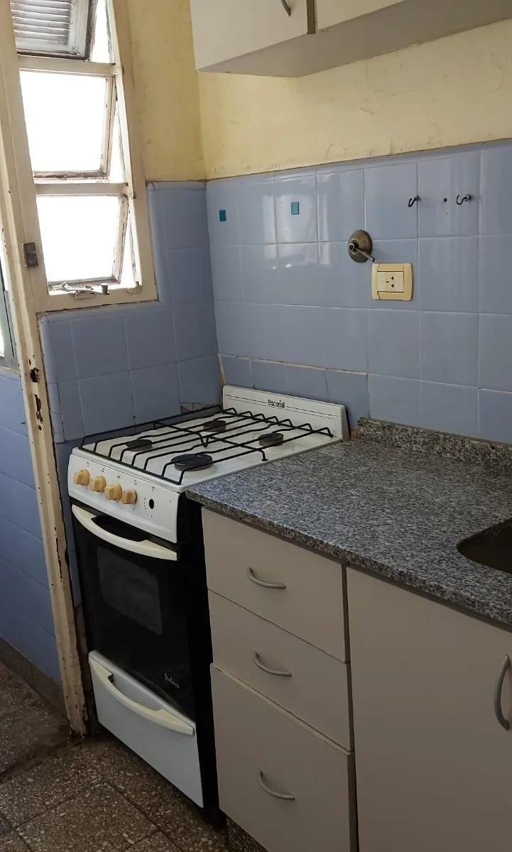 Alquiler Departamento de 2 Ambientes $610.000 Lateral Luminoso