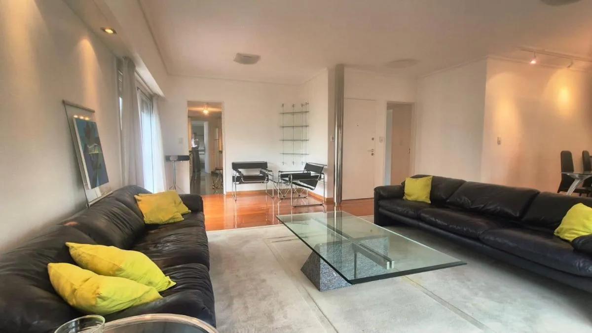 Alquiler Semipiso Amoblado 8 Ambientes + Cochera en Recoleta