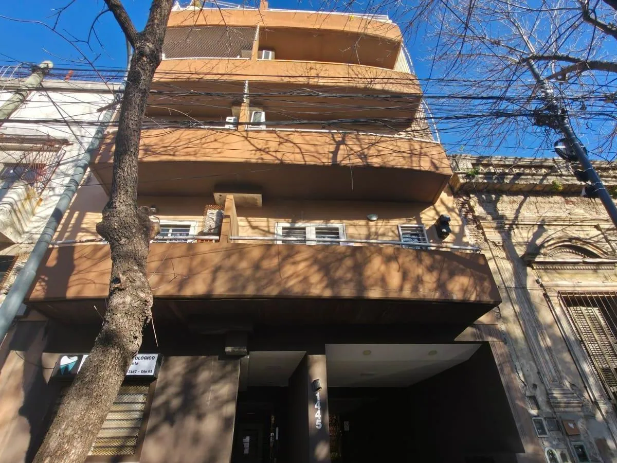 Alquiler Departamento 3 Ambientes con Cochera, Barracas