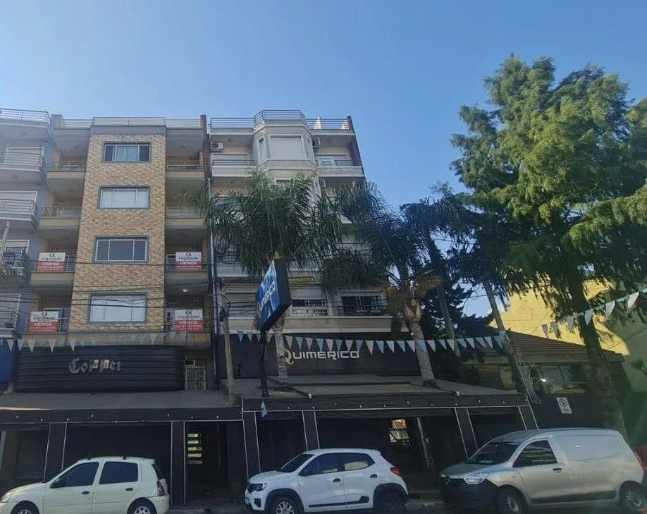 40 m², balcón, cocina equipada