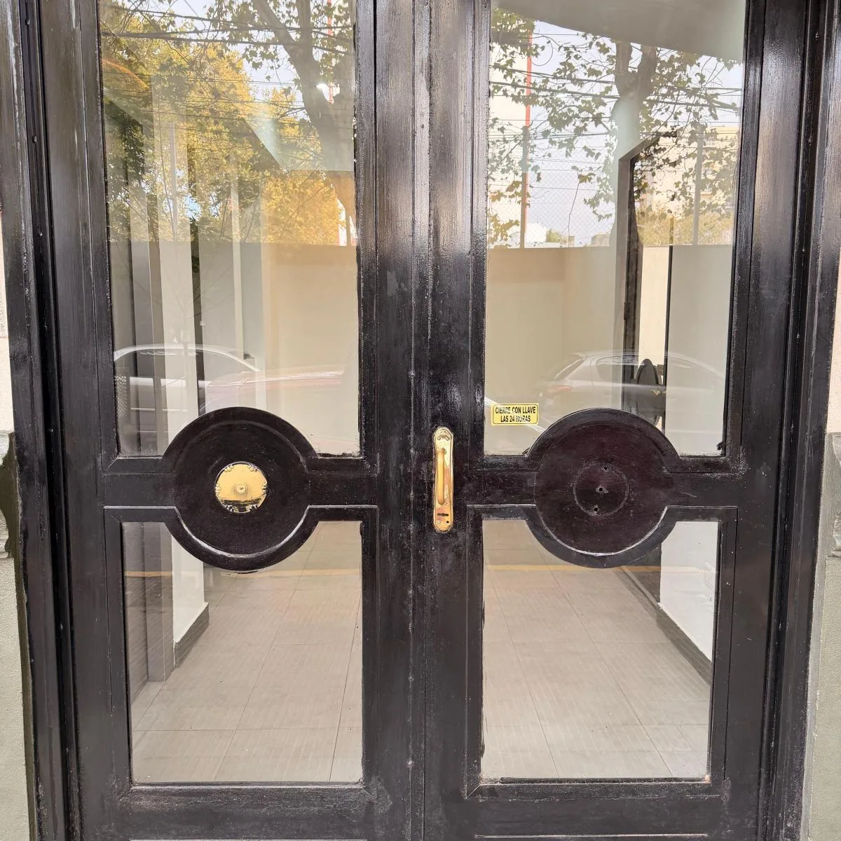 Departamento 3 Ambientes con Ascensor Al Living y Balcones Frente/contrafrente