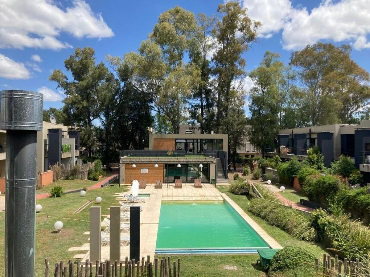 Departamento 2 Ambientes con Patio y Cochera Venta y Alquiler en Canning Complejo Espacio Las Cavas