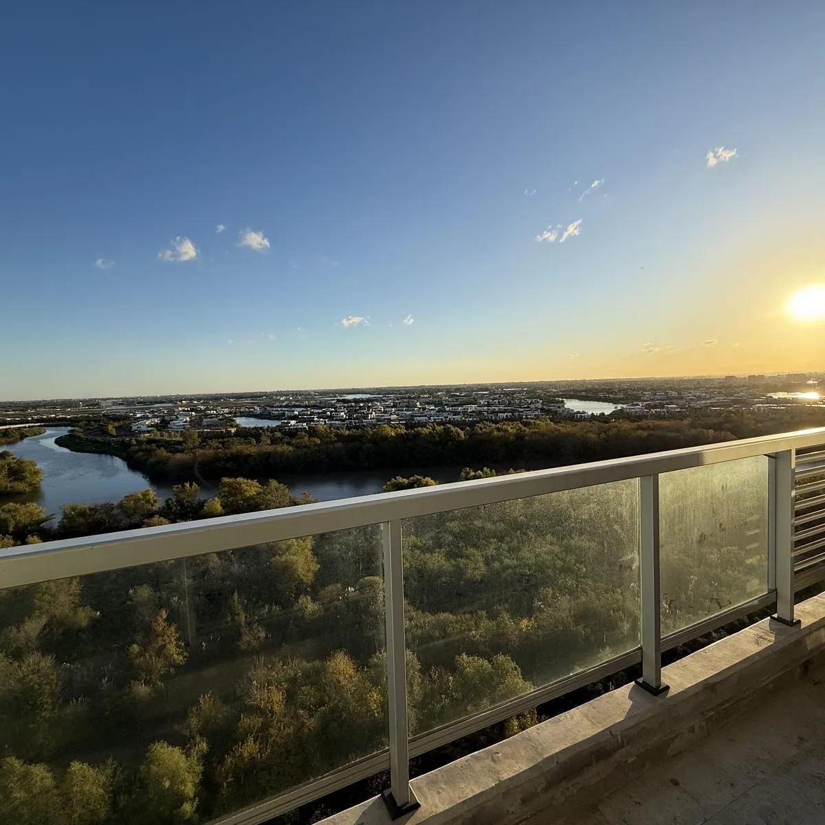 Departamento de un Ambiente en Venta en Remeros Beach