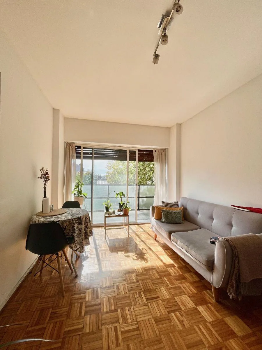 Departamento 2 Ambientes con Balcon - Alquiler