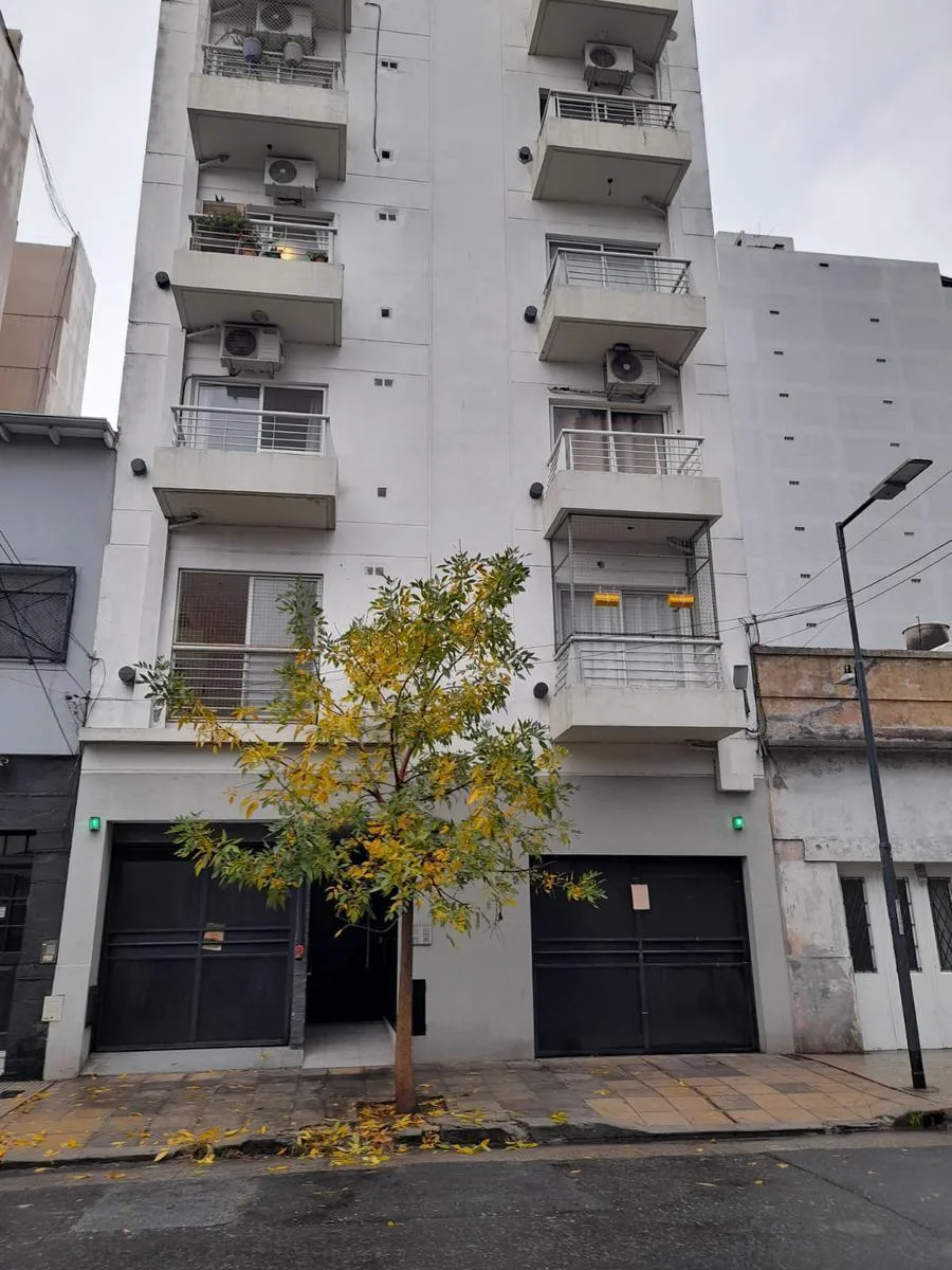 Departamento Monoambiente en Alquiler en Boedo en Excelente Estado