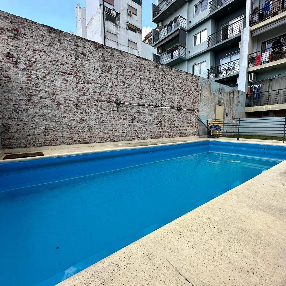 Venta o Alquiler Departamento 2 Ambientes con Cochera Flores